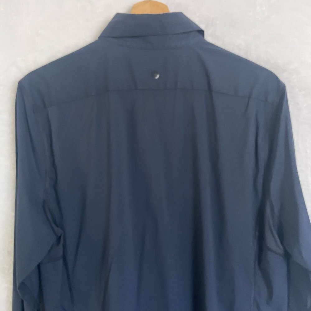 Lululemon Mens Button Down Blue Striped Long Sleeve Stretch Athletic Fit Shirt - Picture 7 of 15